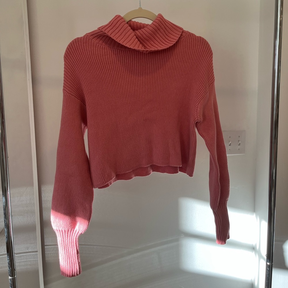Pink cropped turtle neck